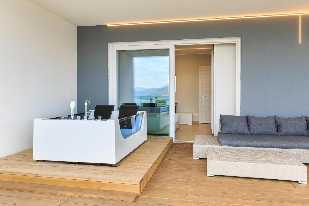 Skylake Penthouse By Impero House Στρέσα Εξωτερικό φωτογραφία